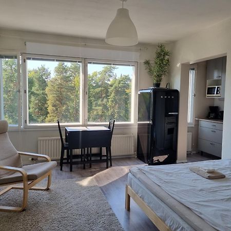 Ylimmaen Kerroksen Yksioe Laehellae Matkakeskusta Apartamento Lappeenranta Exterior foto