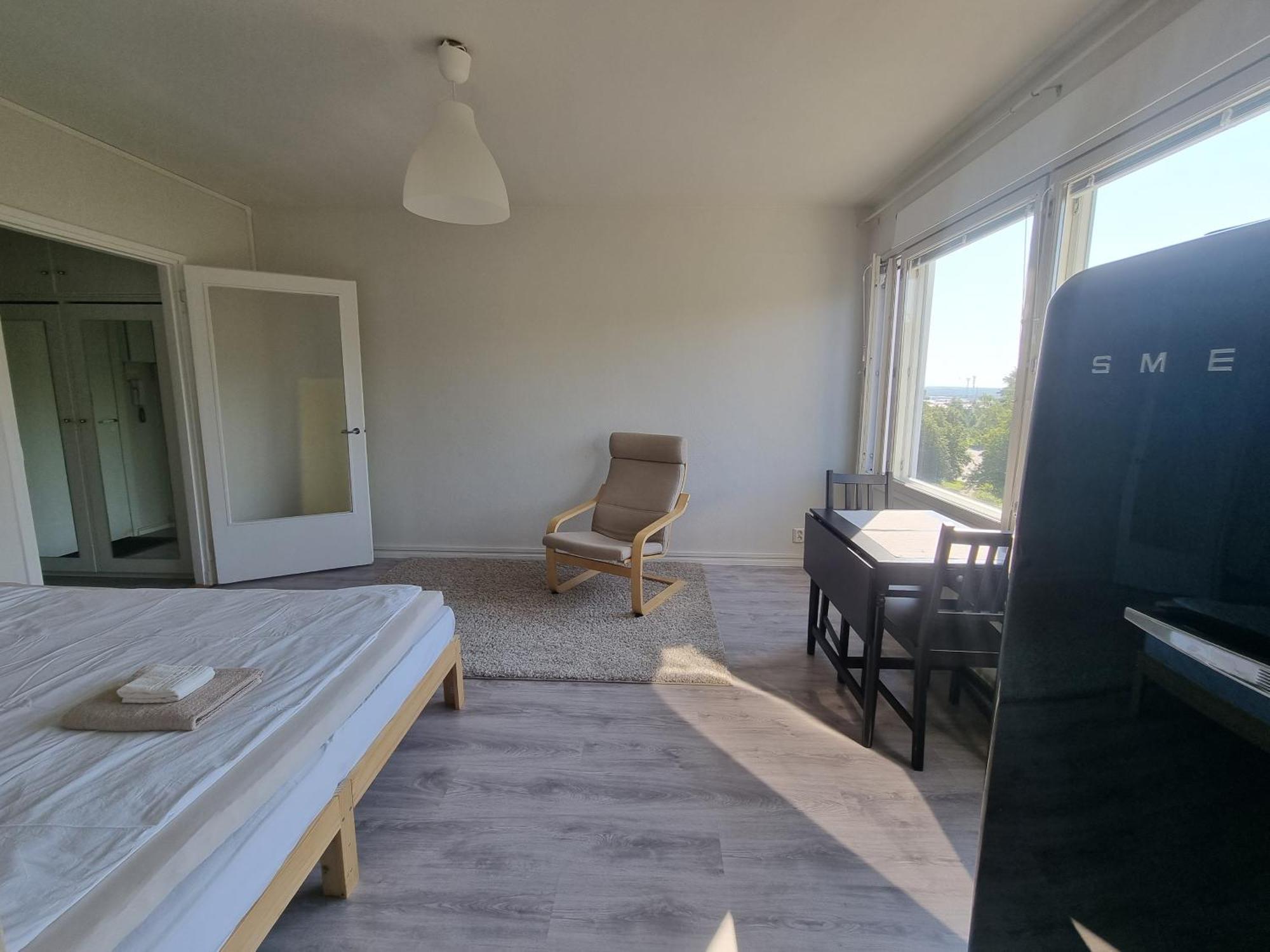 Ylimmaen Kerroksen Yksioe Laehellae Matkakeskusta Apartamento Lappeenranta Exterior foto